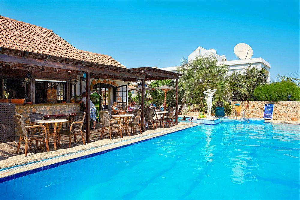פרוטאראס Anais Bay Hotel מראה חיצוני תמונה