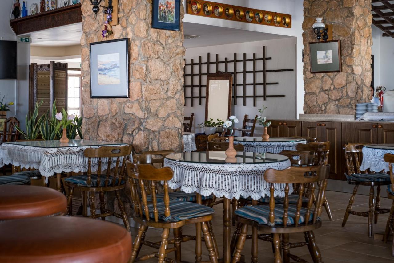 פרוטאראס Anais Bay Hotel מראה חיצוני תמונה