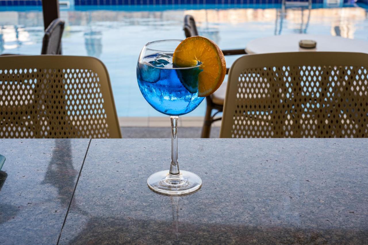פרוטאראס Anais Bay Hotel מראה חיצוני תמונה