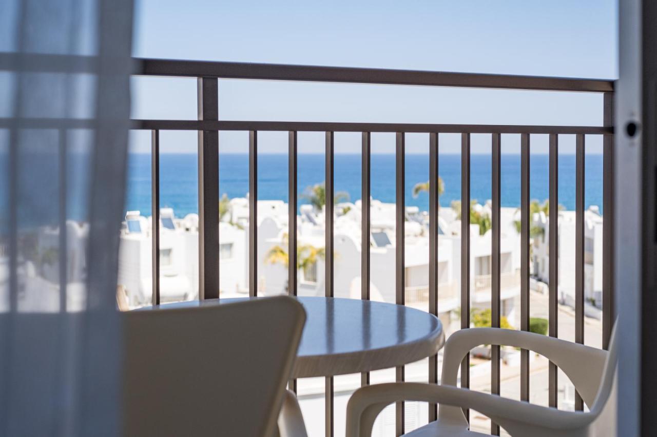 פרוטאראס Anais Bay Hotel מראה חיצוני תמונה
